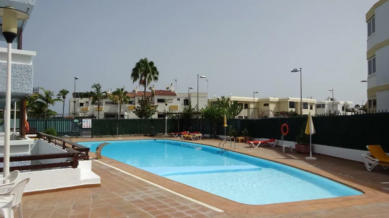 Ohmyhost360 - Paradise Home Holidays Playa del Inglés 0*,